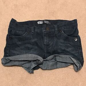 Levi’s shorts 